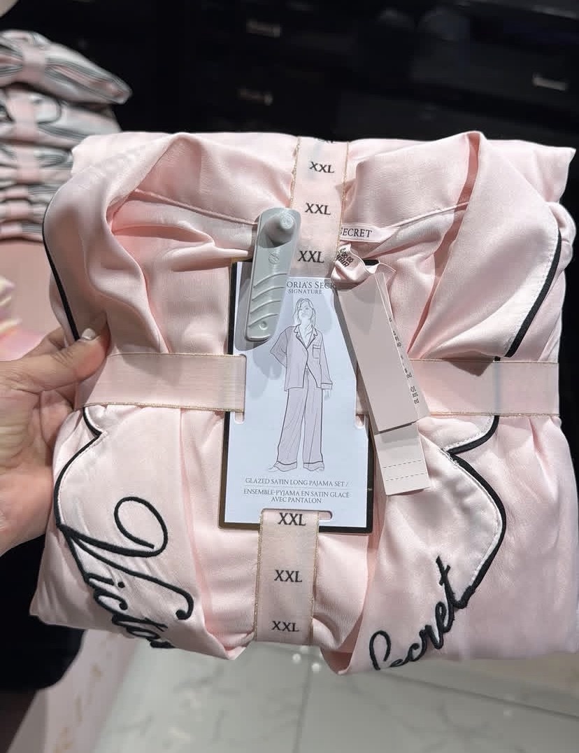 screenshot-79 Victoria’s Secret Pajama Pallet