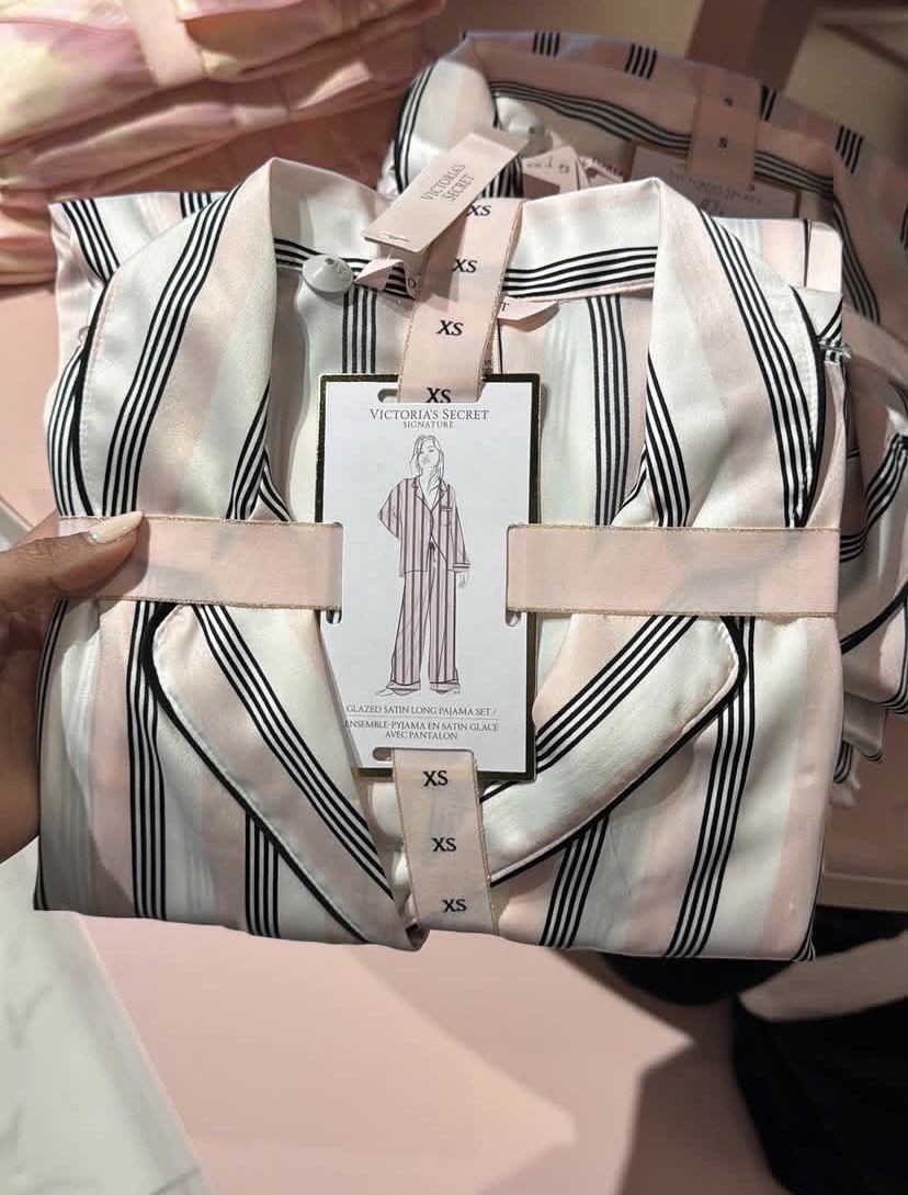 screenshot-78 Victoria’s Secret Pajama Pallet