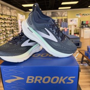 Wholesale Brooks Shoe Pallet