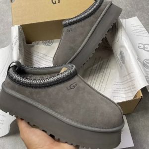 Uggs Shoe Pallet