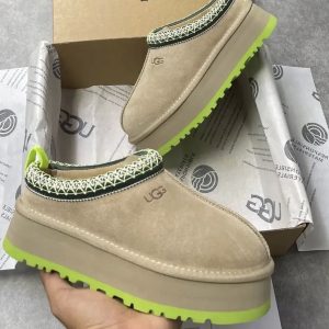 Uggs Shoe Pallet